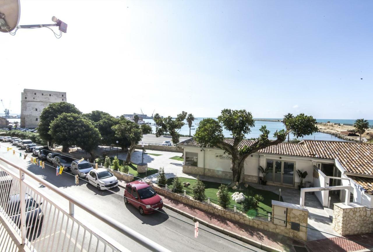 Ferienwohnung Via Crispi - Dimora Di Mare Porto Empedocle Exterior foto