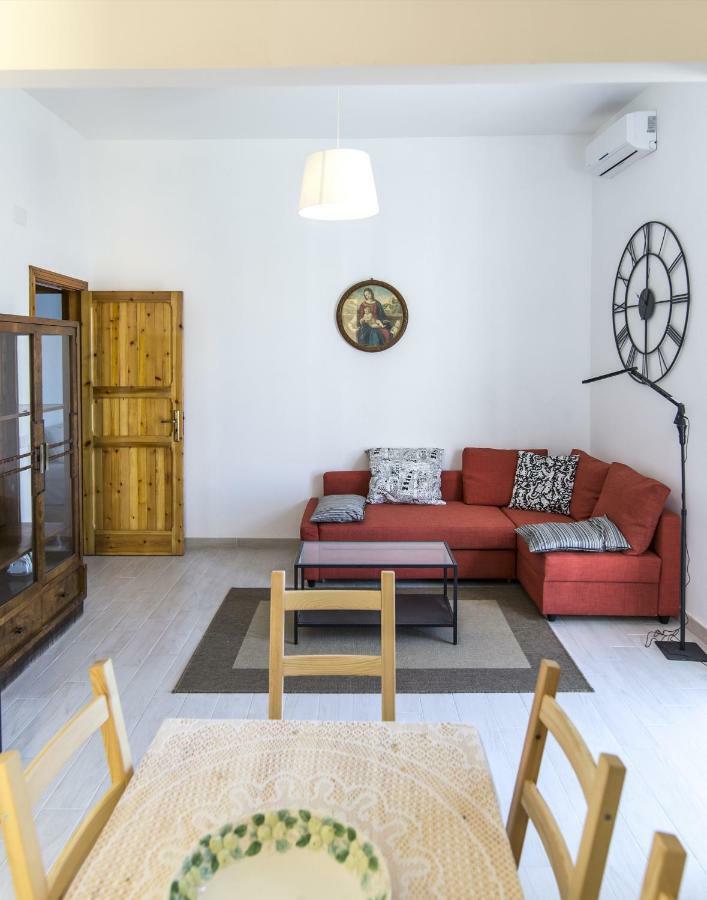 Ferienwohnung Via Crispi - Dimora Di Mare Porto Empedocle Exterior foto