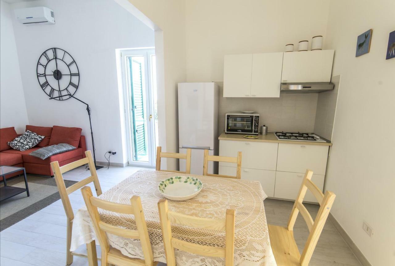 Ferienwohnung Via Crispi - Dimora Di Mare Porto Empedocle Exterior foto